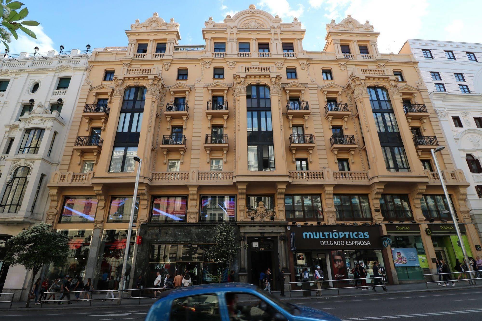Hostal Hispano - Argentino Gran Via Madrid Exterior photo